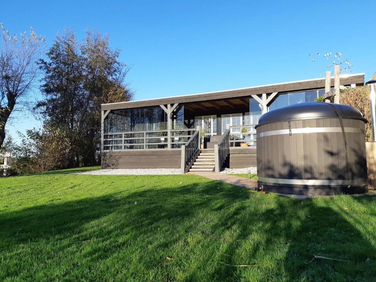 Fantastic Brand New Vacation Home Near The Wadden Paesens Buitenkant foto